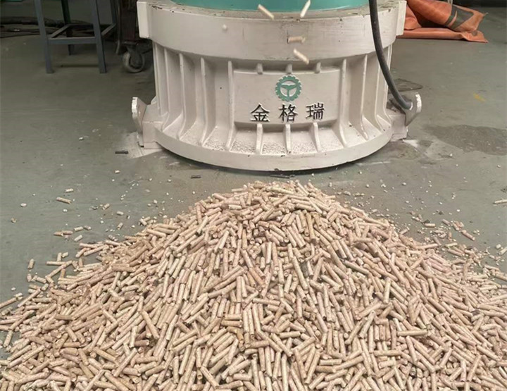 木屑顆粒機加工環保燃料顆粒，用綠色昭示未來